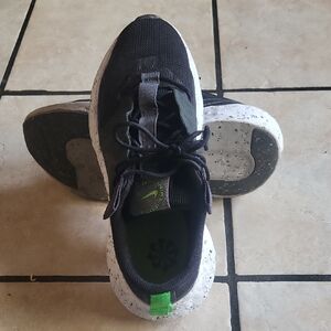 Nike Black and Green Athletic Shoes